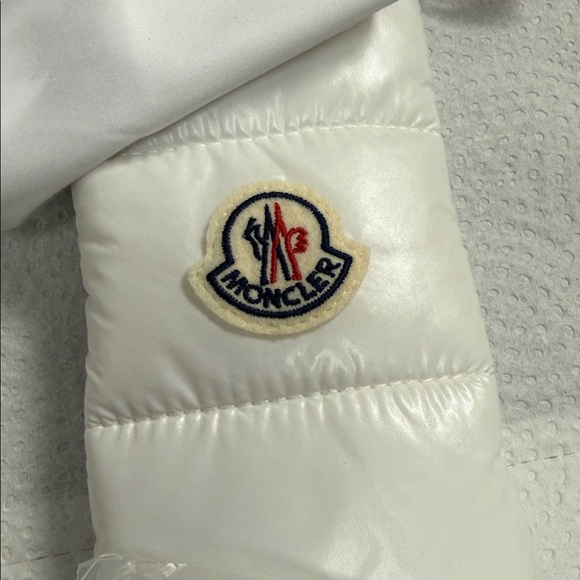 Moncler Ivory Round Sunglasses - Picture 5 of 6